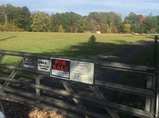 480 Sankey Ln, New Castle, PA 16105