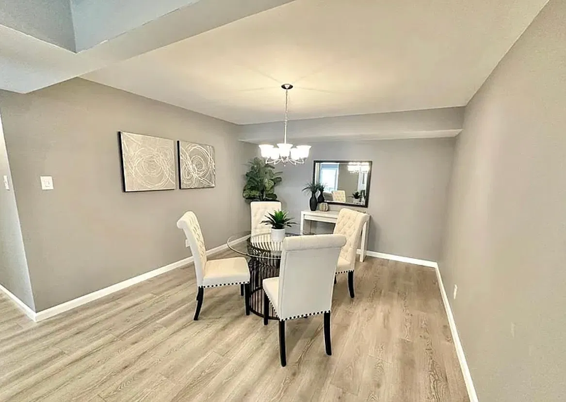 10341 Forest Brook Ln — Photo 4