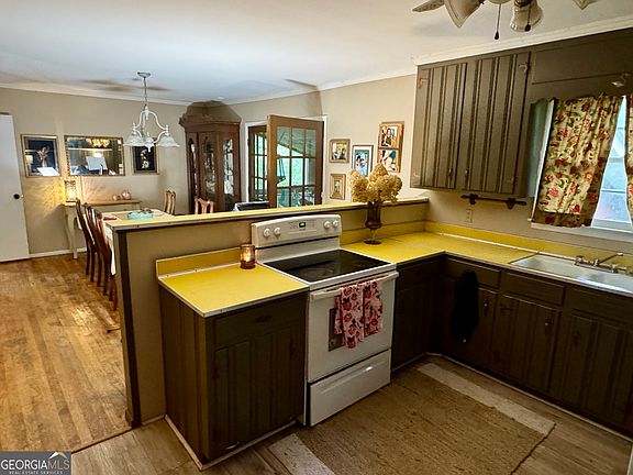 5th image of 2976 Woodhaven Cir