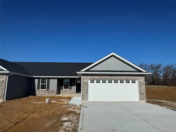 124 Grindstone Ct, Moscow Mills, MO 63362