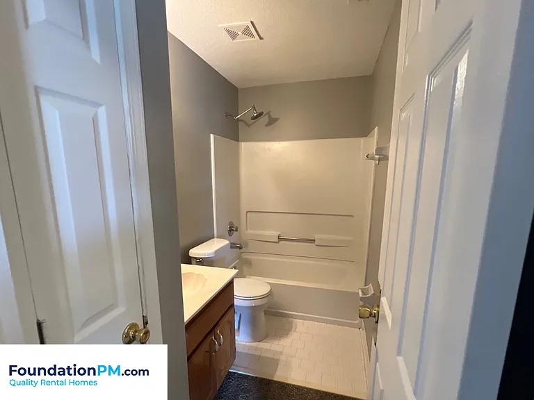 7063 Beringer Dr S — Photo 14