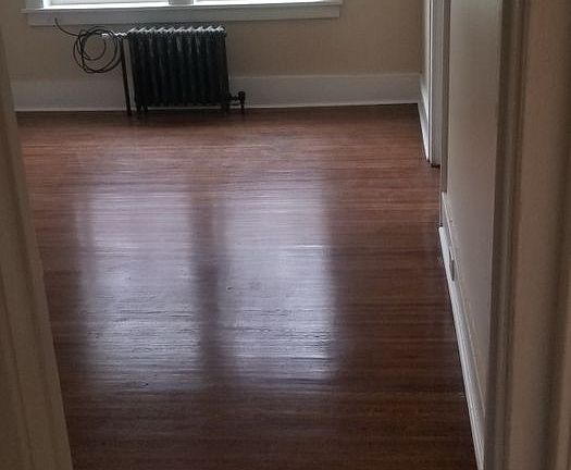 2nd image of 149 Devonshire Ct #6