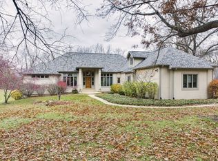 2817 Sterling Dr, McHenry, IL 60050