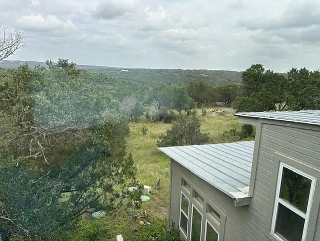 5300 Hilliard Rd — Photo 29