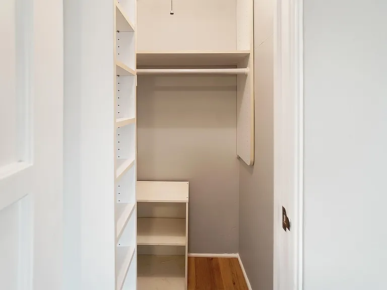 1211 Far Hills Ave #211 — Photo 15