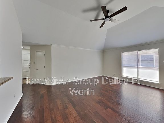 5th image of 1300 Blum Ct