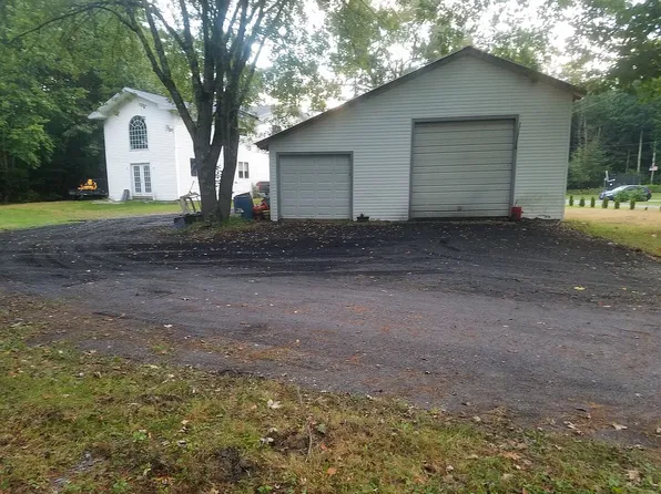 116 Rider Rd, Castleton, VT 05735