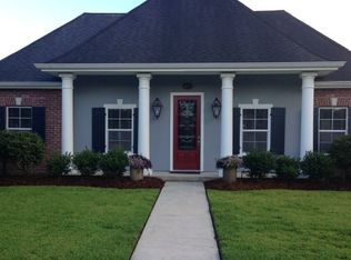 417 Lancaster Dr, Houma, LA 70360