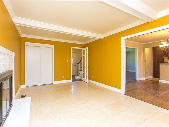 3rd image of 2265 Trant Lake Dr