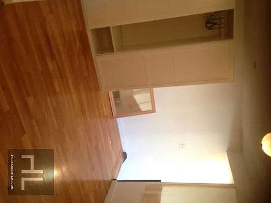 Rented by Highline Residential | media 7