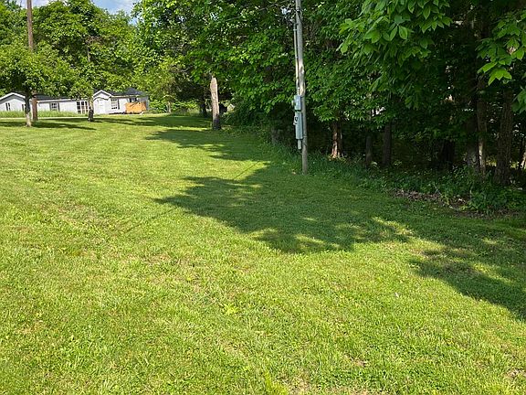 5th image of 221 Hideaway Hls