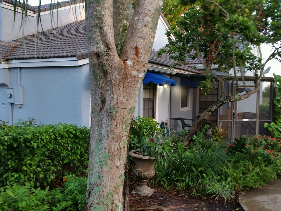 1st image of 8359 Waterford Cir