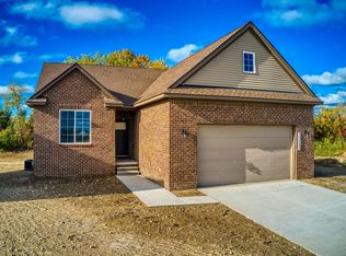 71413 Sarah Dr, Romeo, MI 48065