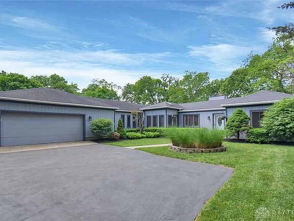 3rd image of 3925 Old Troy Pike