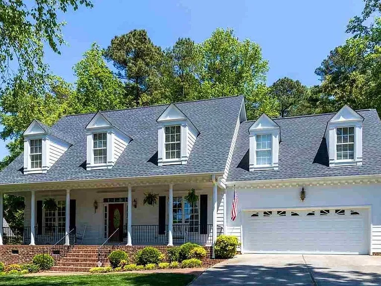 303 Camden Branch Dr — Photo 2