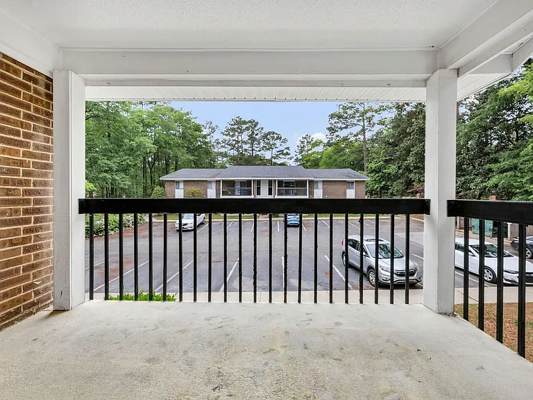 Landmark Woods Apartment Homes — Photo 52