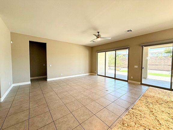4th image of 5296 Autumn Leaf Ln