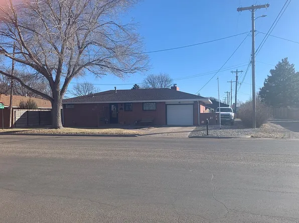 715 E 8th St, Goodland, KS 67735