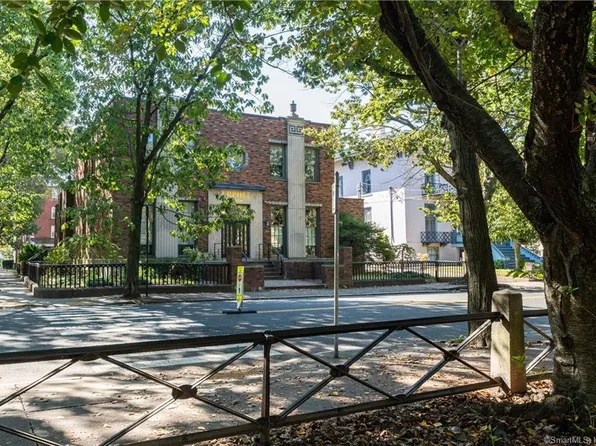 576 Chapel Street #4, New Haven, CT 06511
