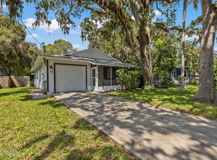 818 Orange Ave, Holly Hill, FL 32117