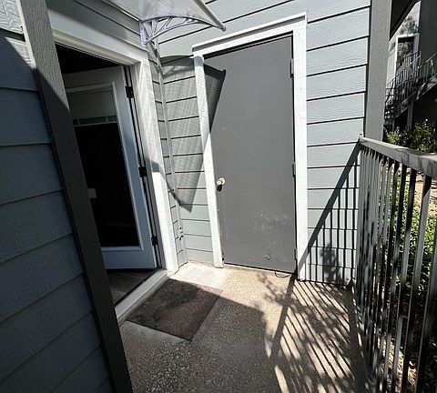 Balcony/Terrace and storage room