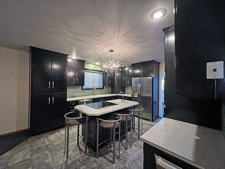 7512 Leif Ericson Dr — Photo 24
