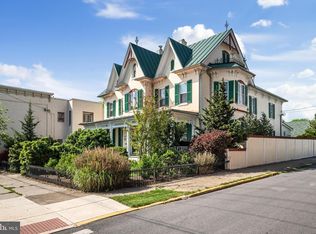 400 W Burke St, Martinsburg, WV 25401