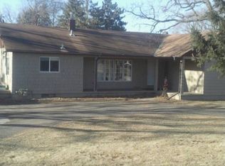 6566 Brookview Dr NE, Fridley, MN 55432