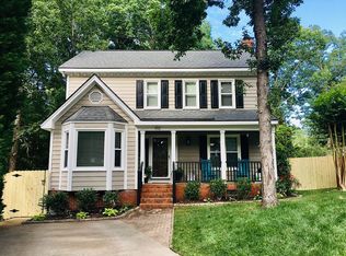 102 Ridge Hollow Ct, Cary, NC 27513