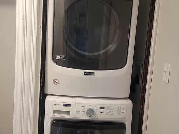 In unit Stacked laundry