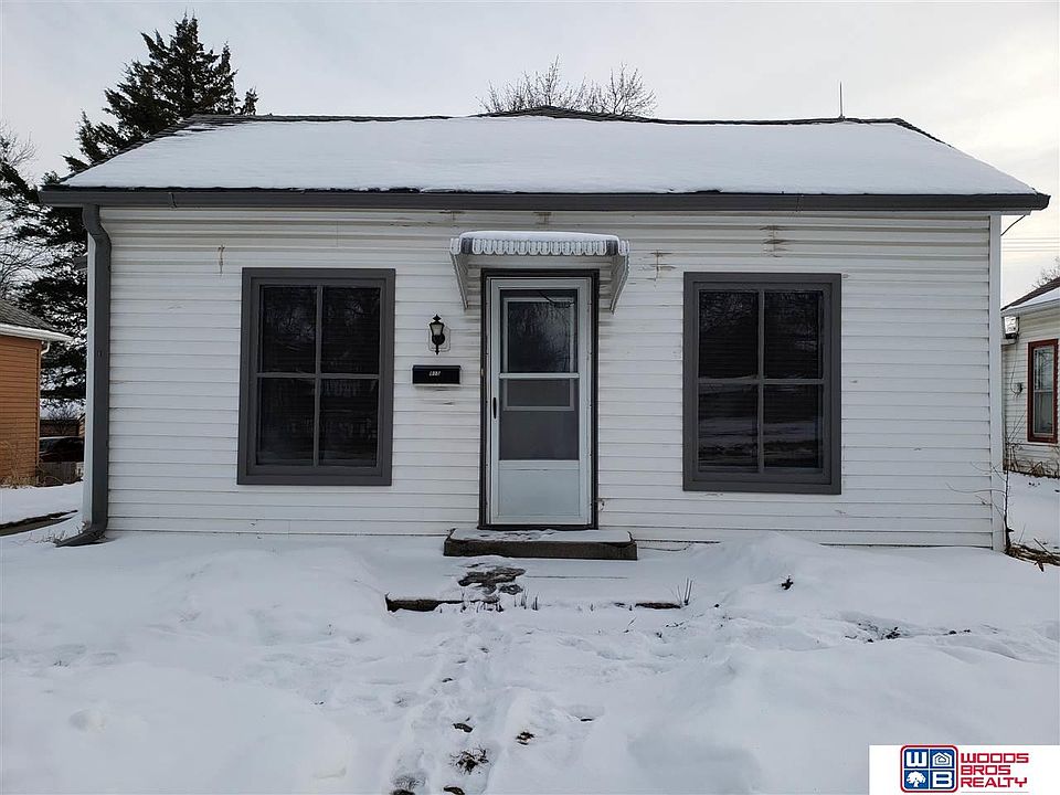 815 Lincoln St Beatrice NE 68310 Zillow