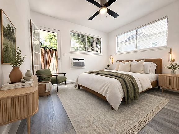 3rd image of 10707 Landale St APT 1