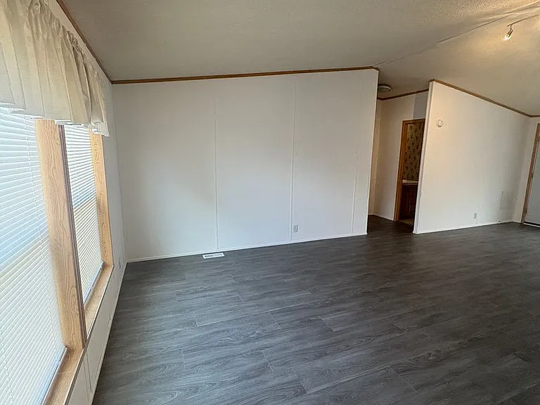 123 Silver Maple Dr — Photo 4