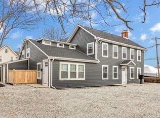 10 Shore Rd, Babylon, NY 11702