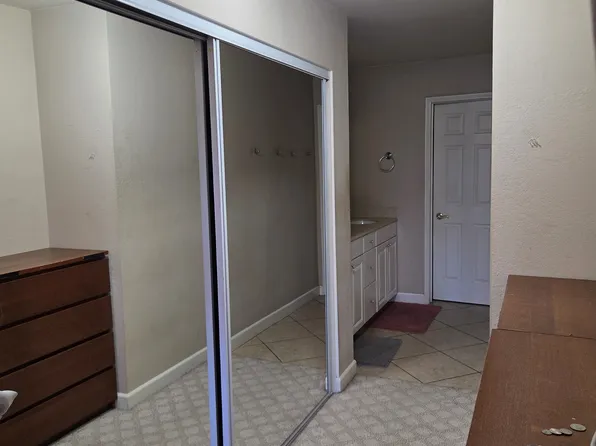 32221 Alipaz St APT 215, San Juan Capistrano, CA 92675
