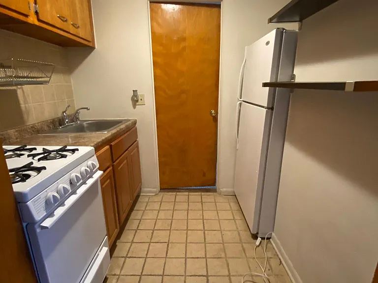 5254 N Neenah Ave #J — Photo 7