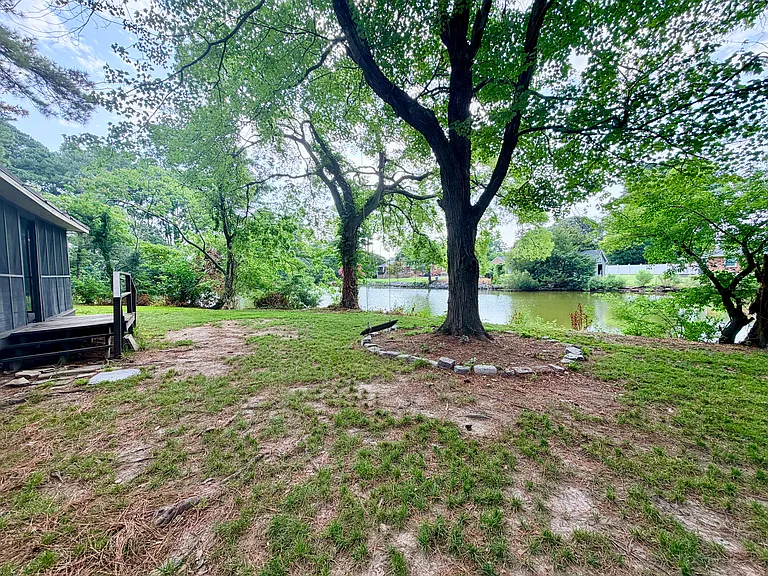 346 W McGinnis Cir — Photo 42
