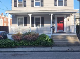 4 Tyler St #3, Newport, RI 02840