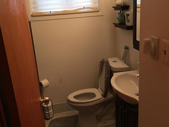 4th image of 6436 N Waverly St
