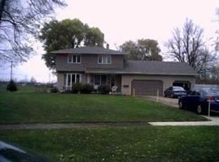 38 Impala Pkwy, Lancaster, NY 14086