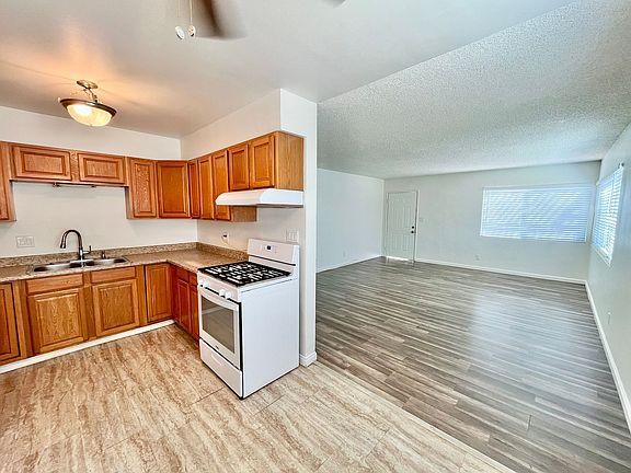 4th image of 4650 Hawley Blvd