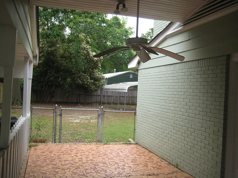 1423 Duke St — Photo 13
