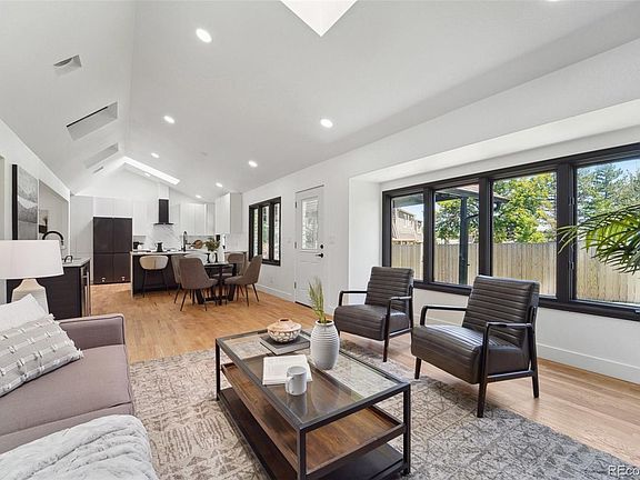 5th image of 3870 S Hillcrest Drive