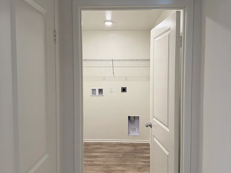 461 Baneberry Pl — Photo 2