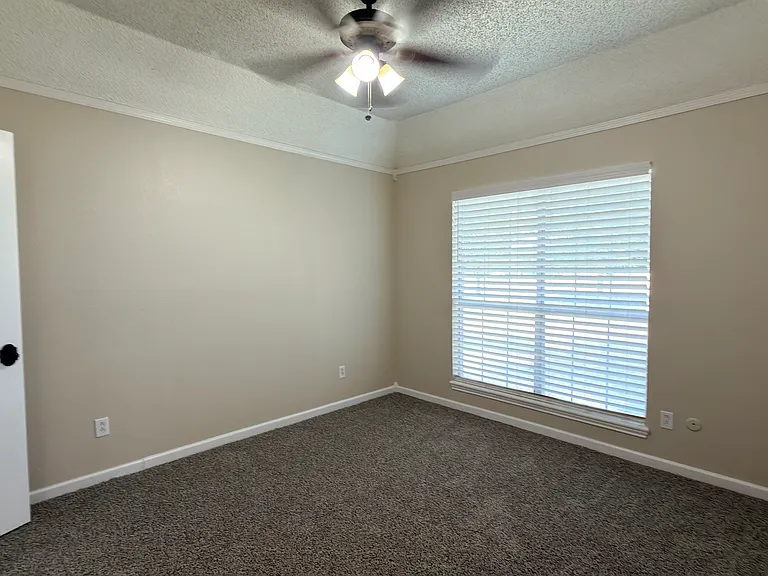 5102 80th St #126 — Photo 18