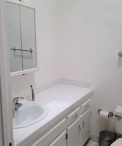 1 BD + 1 BA