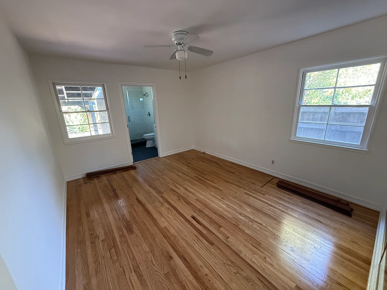 3 bed, 2.5 bath, 1427 sqft, $4,000 — Photo 4