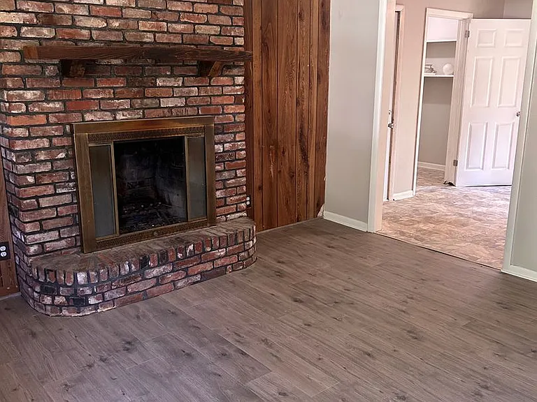 4380 Azalea Dr — Photo 3
