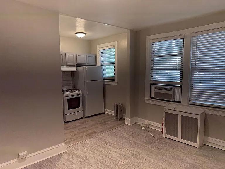 435 16th St SE — Photo 10
