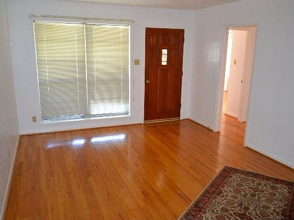 4th image of 1404 Illinois Ave